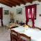 Independent villa with private beach on the lake-2