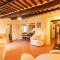 Cozy Pieracchi Apartment - A Slice of History-10