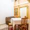 Elegant Apartment in the Heart of Taranto w WiFi-8