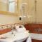 Guest House Galaxy-49