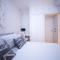 Suite 136-0