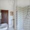 Gorgeous Home In Capolona-38