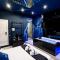 Maximum Suite & Spa-0