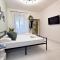 2BR Flat by Metro - 6min to Colosseo - Full Kitchen - Wi-Fi - A-C-1