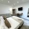 Good Vibes Luxury Rooms-60