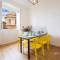 City Center, 2BR, Free Wifi & Netflix By Tilo-16
