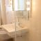 Tiziano apartment-a spacious home for you in Rome-9