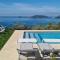 "Torretta House", inside a Private Park, shared Pool, Tennis, AC, parking next home and parking in Lerici!-10