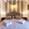 Restored Historic Mansion Paterno with Exclusive Pool, Wifi and AC for 20 people-63