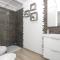 Amazing Home In Siracusa With Wifi-11