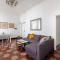 Spanish Steps Charming Apartment-29