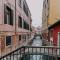 Elegant nice Home with Private Terrace in Venice - Frari church-13
