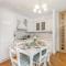 Riva's Garden Home - Happy Rentals-11