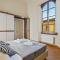 Via Venezia 10 - Renaissance - Historic Charm with Frescoes and Private Courtyard Parking in Florence Heart-12