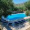 saracena Holiday Home with Private Beach and Swimming Pool-89