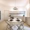 Design and Silence - Wide renovated apartment 2 stops form centrale-9