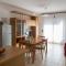 Appartamento Pelèr13 con balcone e parcheggio-7