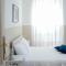 Iron-Bridge House, elegant apartment bay front-0