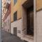 Homey Apartment near San Giovanni-16