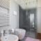 Spacious and bright 2 BR apartment near Poetto-10
