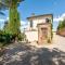Green apartment Siena-21