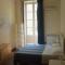 B&B CARAVAGGIO basic rooms near Ortigia-4