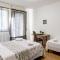 Charming Two Bedroom Private Apartment-4