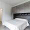 JOIVY Stylish 2-Bedroom Apartment by Lake Como-10