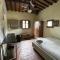 Spacious Villa with Private Pool & Garden near Chianti-13