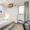 New flat in front StPeter Square-6