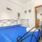GuestHost Bright Apartment with private parking-0