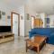 GuestHost Bright Apartment with private parking-8