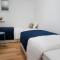 classbnb - designer lofts on the lower ground floor with independent entrances-5