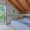 Queen Lake View-10