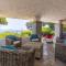 Splendida Villa Vista Mare Spiaggia privata-43