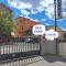 PARMA EXPRESS Traveller's Lodging front Station FS Privat PARKING-3