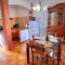 Antica casa in pietra vista mare-1