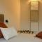 Giselda Suite - Oval-41