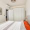 GuestHost - Bright Apartment near Mestre Station-9