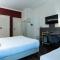 Hotel Italia-76