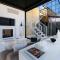 AMORE RENTALS - The Square Penthouse-47