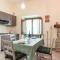 GuestHost - Gradara Comfy Apartments-8