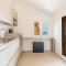 Lux Villa Palma, Chia-6