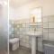 Spacious three room apartment in the heart of Orosei-22