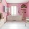 GuestHost - Isola Cosy Pink Studio Apt-2