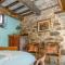 Pet Friendly Apartment-8