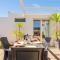 5' from the Sea, Modern Apartment with Terrace, BBQ and Sea View-4
