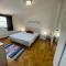 appartamento in villa con giardino 2-5