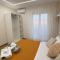 Max Fox Suite-2