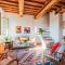 Farmhouse in Lucca with Scenic Views-2